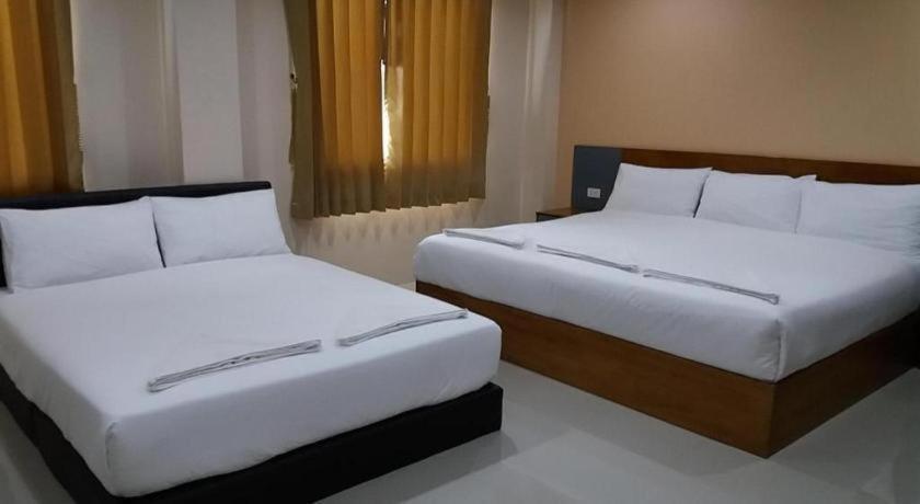 Regent Room Hotel 수랏타니 외부 사진